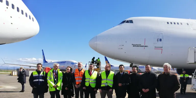 El Conseller de Territori i Sostenibilitat, Damià Calvet visita l'aeroport d'Alguaire