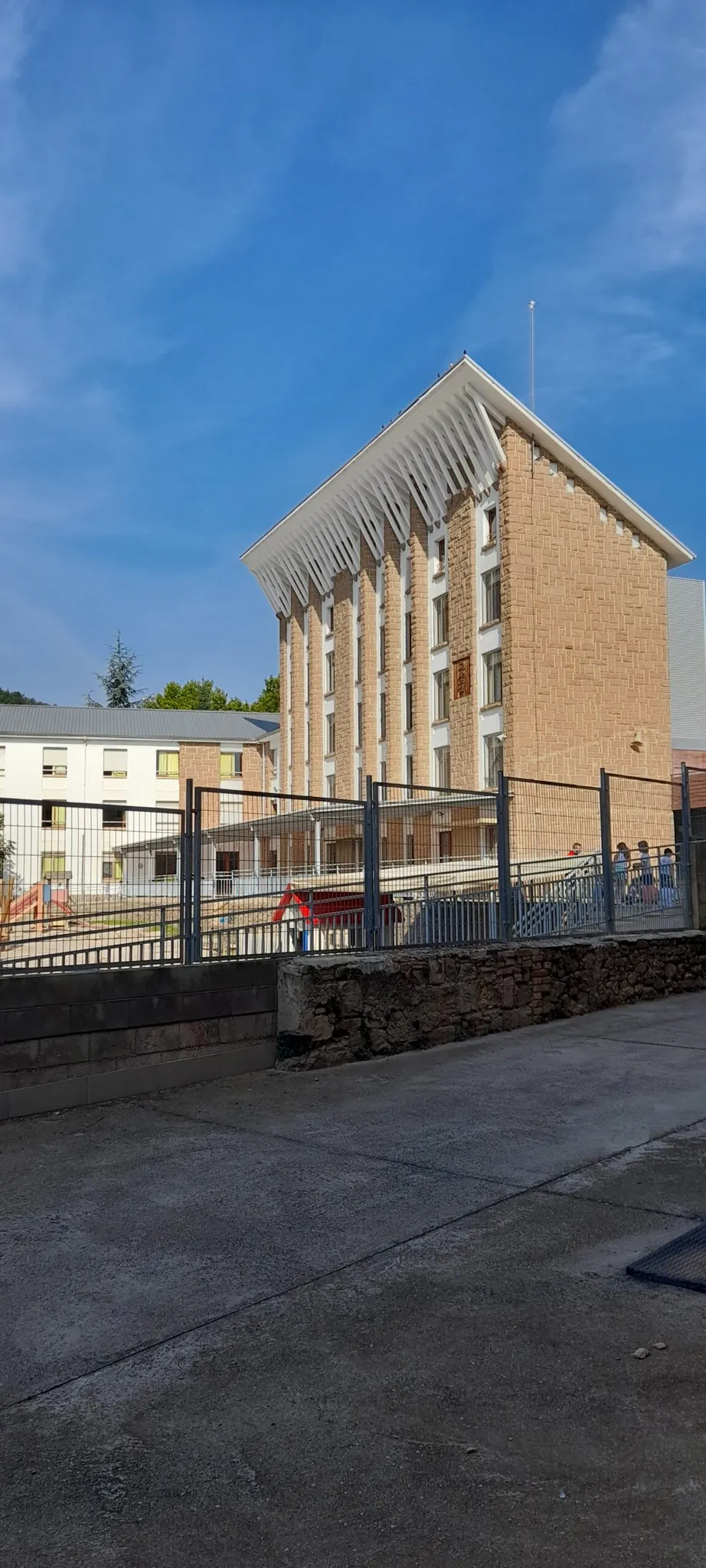 Prop de 2.300 alumnes del Solsonès inicien avui el curs escolar