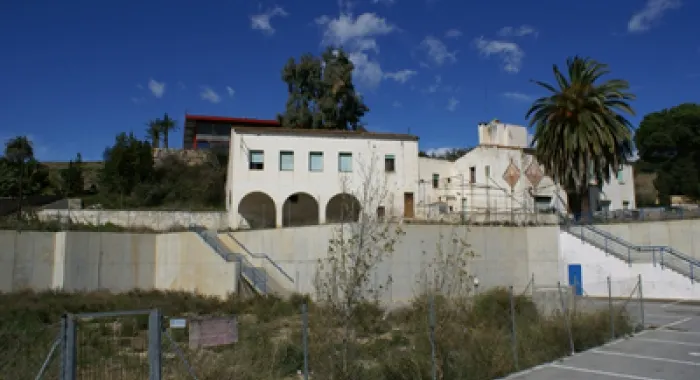 Els Mossos d’Esquadra tapien la masia de Can Mils