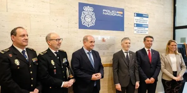 S'inaugura la primera oficina de la Policia Nacional al Vendrell