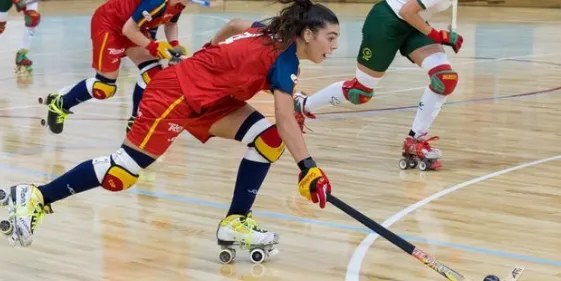 La selecció espanyola femenina d’hoquei patins, amb la calderina Laura Puigdueta, guanya els dos primers partits dels World Roller Games