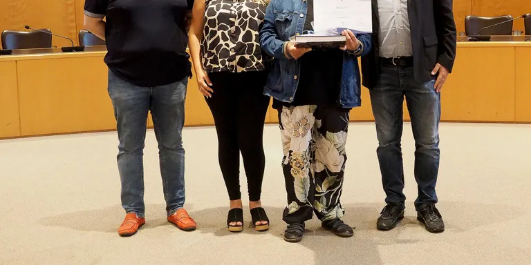 L’Ajuntament lliura el diploma al mèrit esportiu a la campiona d’halterofília Encarna Garcia