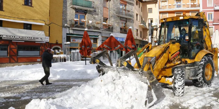 Més de 1.500 alumnes de la Cerdanya tornen a classe després de la nevada