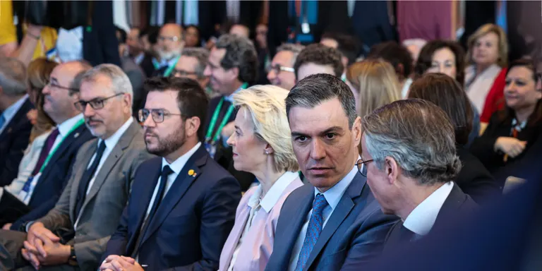Sánchez trasllada a Aragonès que han de "resoldre la situació" pel 'Catalangate' i s'emplacen a "concretar una reunió"