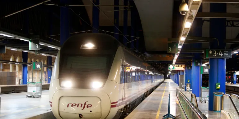 Un robatori de cable entre Alcover i l'Espluga de Francolí provoca retards de 15 minuts a l’alta velocitat entre Barcelona i Madrid
