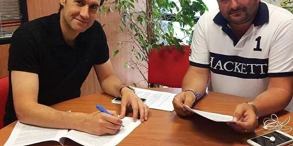 Vicente Moreno renova amb el Nàstic dues temporades més