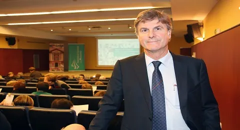 CÓMO MANTENER EL CEREBRO EN FORMA PARA ALEJAR EL ALZHEIMER( Foto:Asociación Parkinson Gipuzkoa)