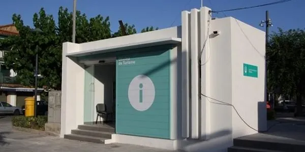 Aquest dilluns obre l'oficina de Turisme de la plaça dels Vents d'Altafulla