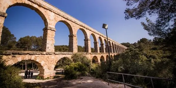 Liciten el projecte de restauració i renaturalització de l'entorn del Pont del Diable