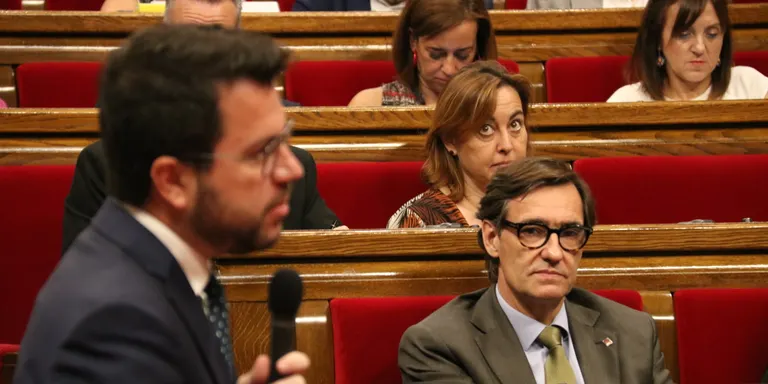 El PSC guanyaria les eleccions al Parlament amb 39-45 escons per davant d'ERC (29-34) i Junts (19-24)