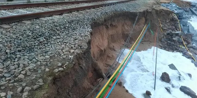El trànsit de trens de la línia R1, interromput entre Malgrat i Pineda