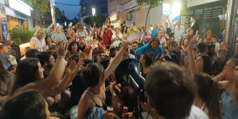 L’Estiueja’t s’estrena amb la re-Volta Gegantera i l’actuació de la Bufant Fort Street Band