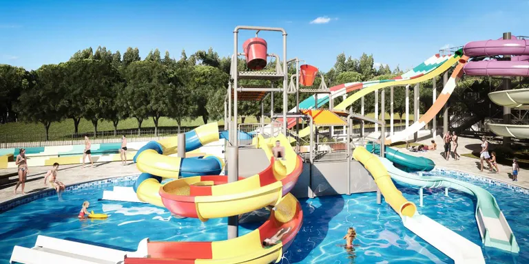 C's demana al ple municipal que es vetlli perquè els parcs aquàtics dels hotels no molestin els veïns
