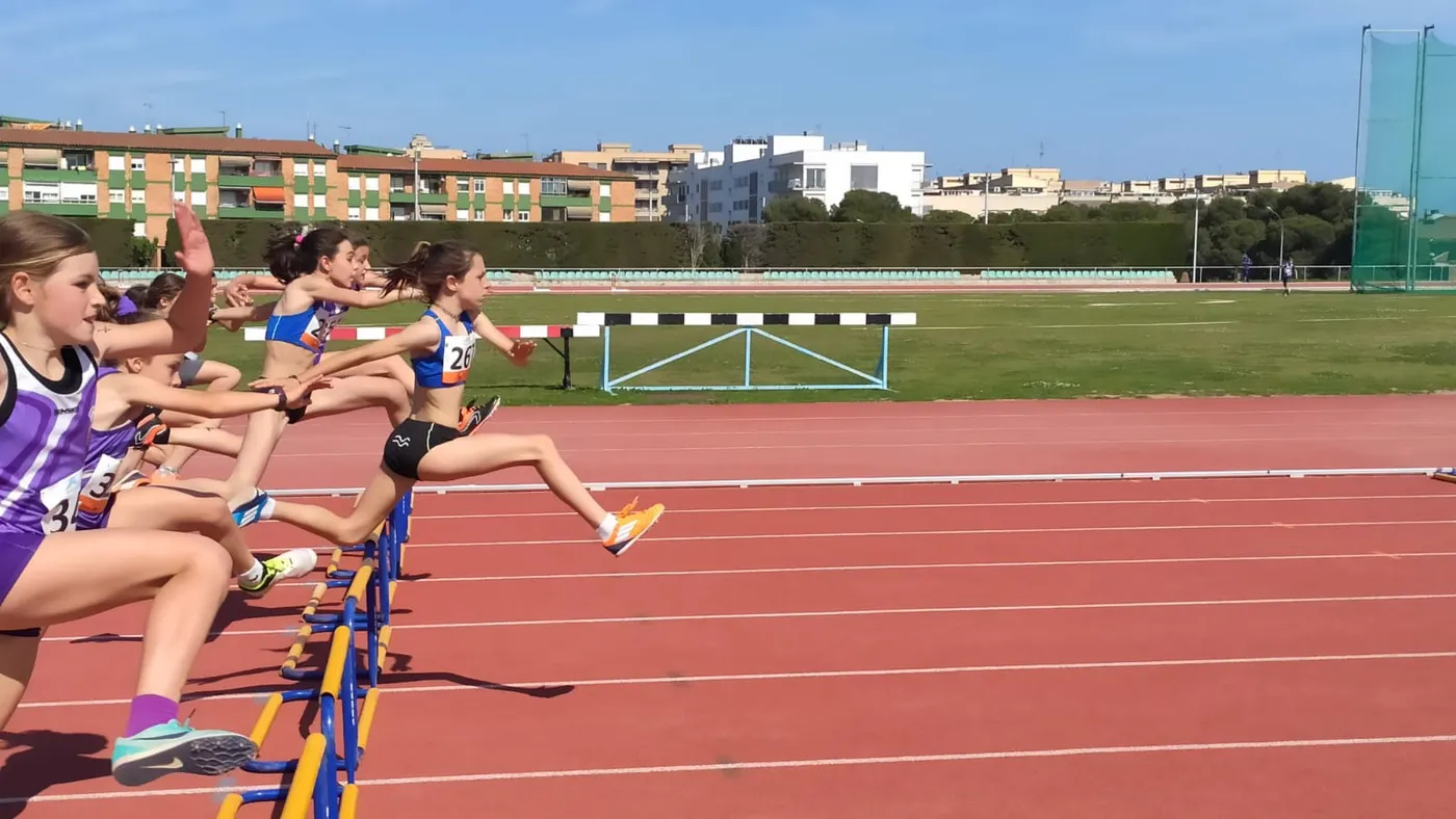 Grans resultats dels atletes del CA Cambrils al campionat territorial de Tarragona