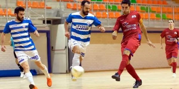 El Sant Sadurní evita la tercera victòria seguida del CFS Torredembarra