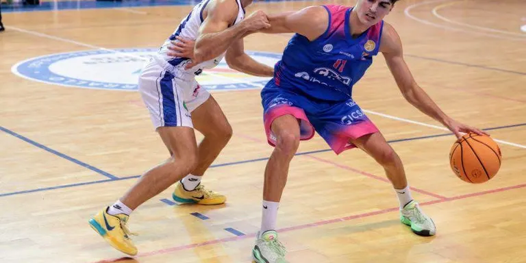 Jan Campeny, quart fitxatge del CB Valls 2026-2027