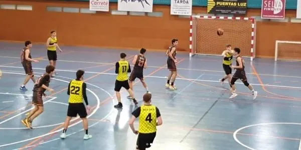 El Junior masculí del CB Altafulla – BBG guanya al CB La Selva i segueix invicte (43-70)