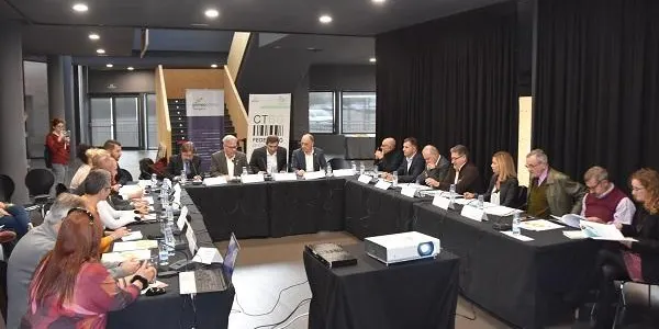 La Federació del Comerç del Baix Gaià i els ajuntaments del territori s’uneixen per crear una estratègia de promoció comercial