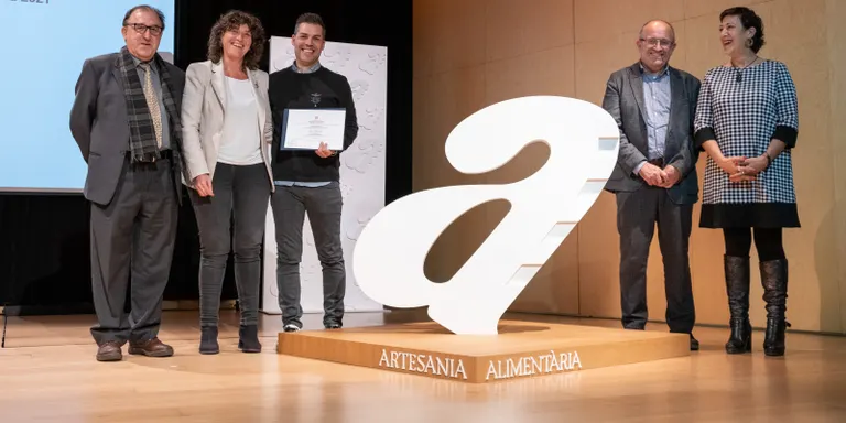 El flequer Arnau Llavina rep el reconeixement de mestre artesà alimentari 2021