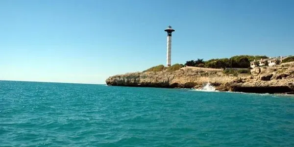 El far de Torredembarra celebra aquest dimecres 1 de juliol una jornada de portes obertes