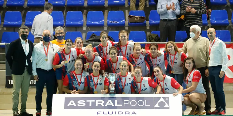 WATEPROLO: L’stm CN Mataró aixeca per primer cop la Copa Catalunya