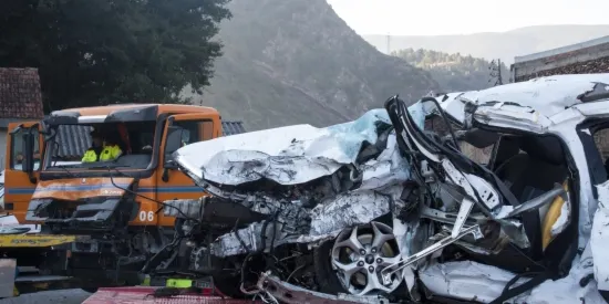 Dos morts i un ferit greu en un accident a la C-14, a Ribera d'Urgellet