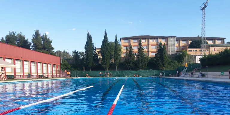 La regidoria d'Esports fa un bon balanç de l'inici de la temporada a les piscines municipals tot i patir una davallada d'usuaris