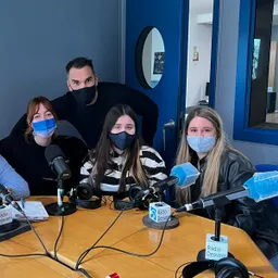 Entrevistes de la Justa del 10/3/2022 — Alumnes de Gràfica Publicitària esdevenen artistes a "Mons, el món propi" a Sant Just - episode art