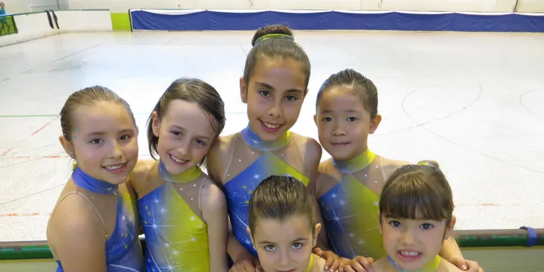 Nous certificats per a nou patinadores del Club Hoquei Cadí