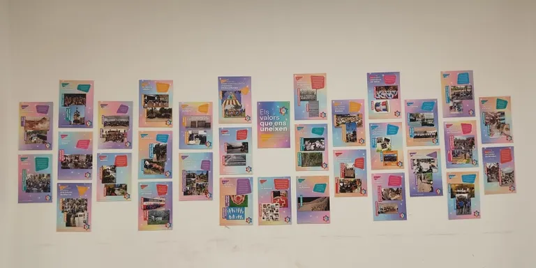 L’exposició itinerant «Els valors que ens uneixen» del PEC es trasllada a l’escola El Farell