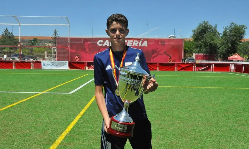 El cambrilenc Martí Guinovart guanya el campionat d’Espanya de futbol S-12 amb la Selecció Catalana