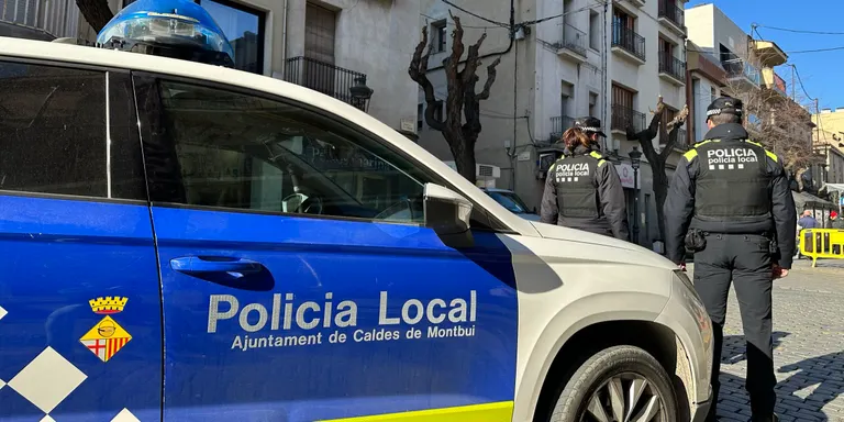 La Policia Local de Caldes intervé en diversos dispositius que acaben amb la detenció de dos grups que havien comès robatoris al municipi
