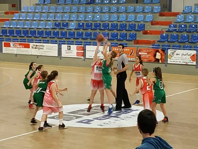 Amb motiu del Dia Internacional de les Dones es jugaran partits de l'UER Pineda dissabte matí i diumenge tarda