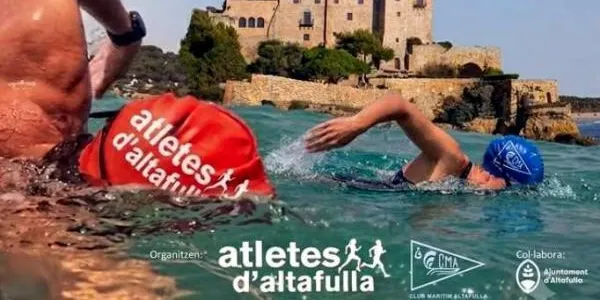 Un centenar d’esportistes participen aquest divendres en el I Aquatló d’Altafulla