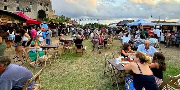 La Nit de Bruixes i la Fira d’Artesans d’Altafulla escalfen motors amb l’obertura d’inscripcions