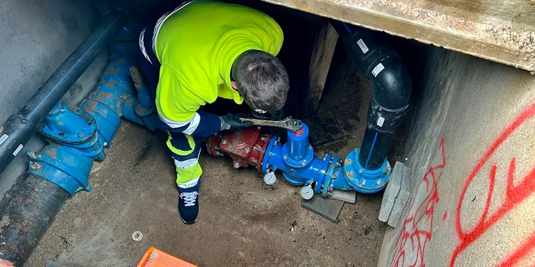 Primeres mesures al Maresme per reduir la pressió de l'aigua que arriba a les cases