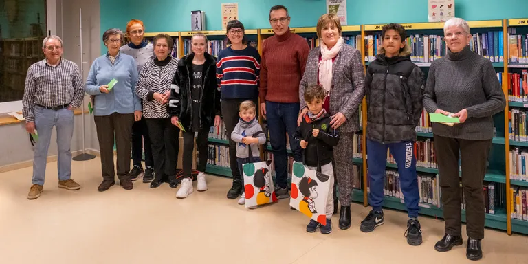 La Biblioteca de Constantí entrega els premis a les persones usuàries més actives de l'últim any