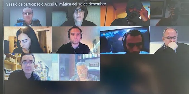 L’equip redactor del Pla d’Acció Climàtica local prepara la sessió de retorn