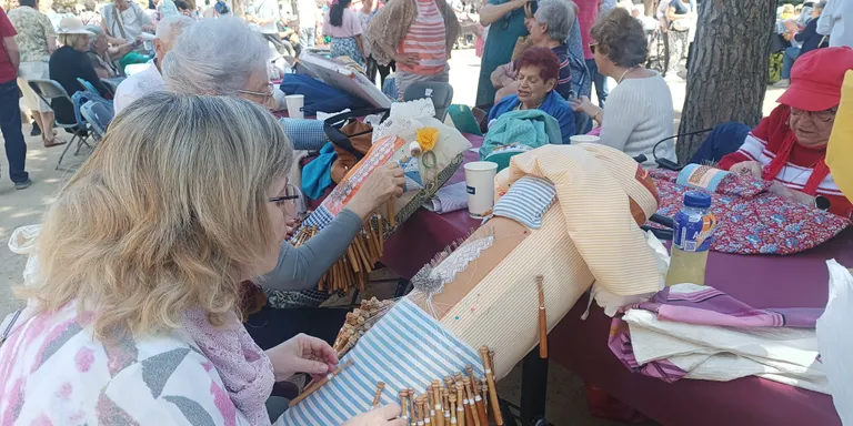 Èxit rotund de la Trobada Nacional de Puntaires de Catalunya que s'ha celebrat a Pineda