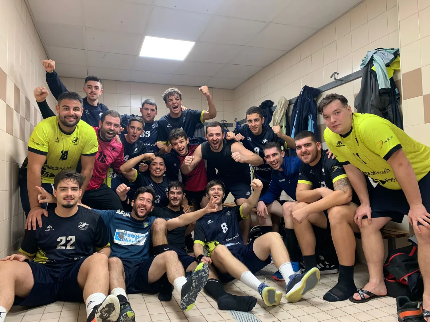 El Club Handbol Cambrils aconsegueix una treballada victòria davant el Palautordera – Salicru B