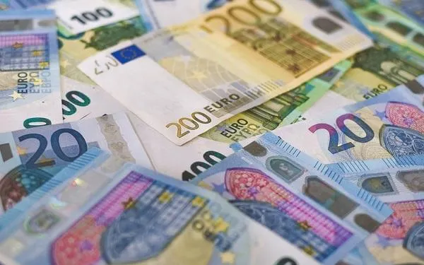 Aprovat l'augment del Salari Mínim Interprofessional, que arribarà als 1.000 euros al mes