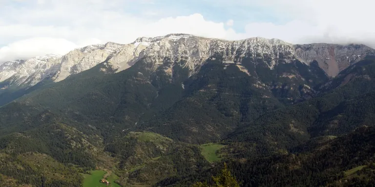 Els municipis del Parc Natural del Cadí-Moixeró analitzen els efectes del canvi econòmic i climàtic