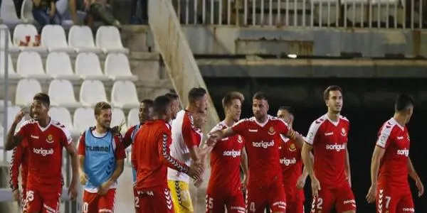 El Nàstic posa punt i final a la maledicció del Nuevo Arcángel golejant al Córdoba