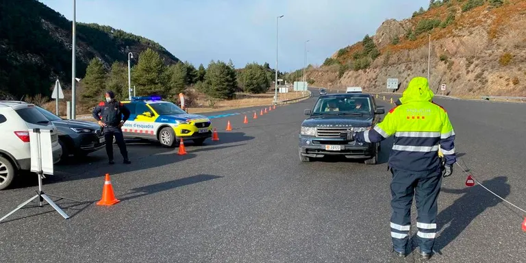 El PROCICAT ha decidit prorrogar set dies més les mesures de prevenció de la COVID-19 vigents amb l’objectiu d’aturar la transmissió del virus