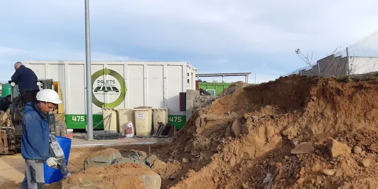 Les obres d'ampliació de la deixalleria municipal, en marxa