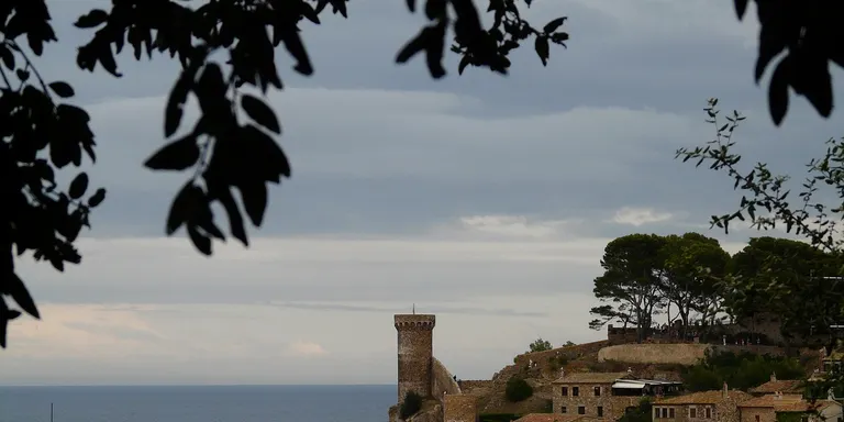 Tossa de Mar preveu reduir la pressió de l’aigua i prohibir l’ús de les dutxes de la platja