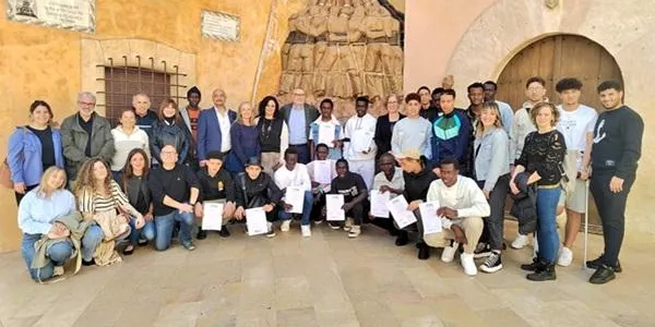Una vintena de menors no acompanyats d’Altafulla reben el Certificat de Primera Acollida