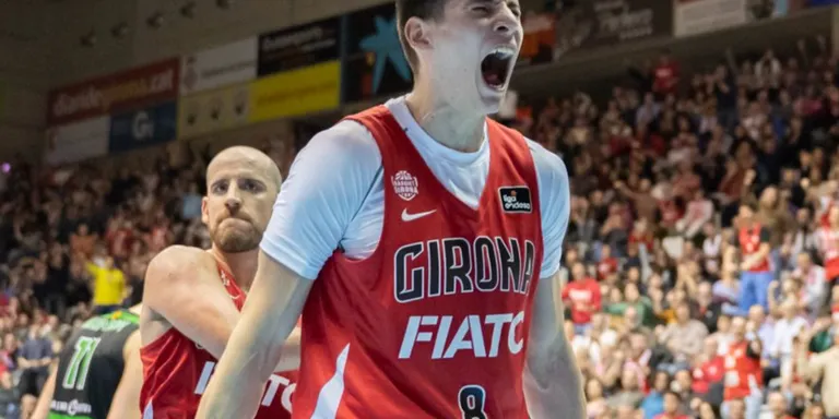 El Bàsquet Girona apreta i s'emporta el derbi