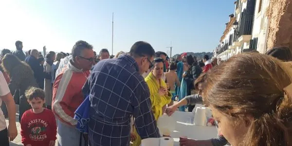 La normalitat torna al 1r Bany de l’Any dels Atletes d’Altafulla de l’1 de gener