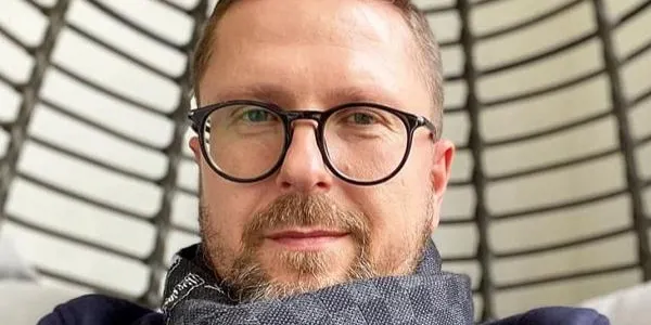 Detenen a Roda de Berà un periodista ucraïnès acusat d’alta traïció i el deixen en llibertat provisional